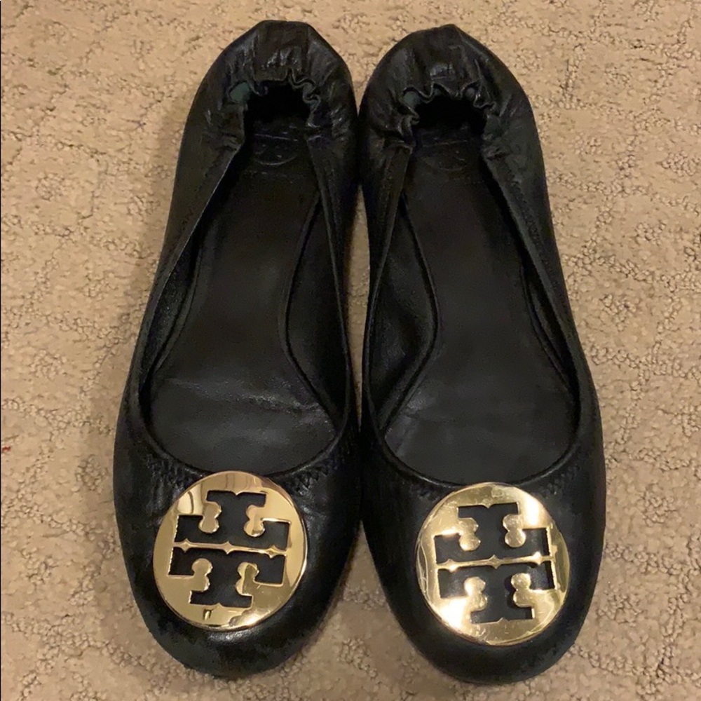Sz. 9 Tory Burch Black Leather Reva Flats